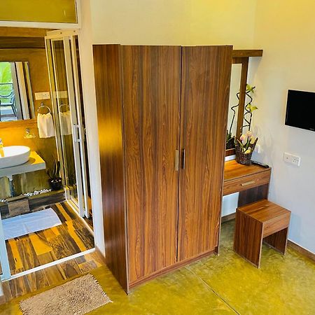 8 Plus Motels Negombo Dış mekan fotoğraf