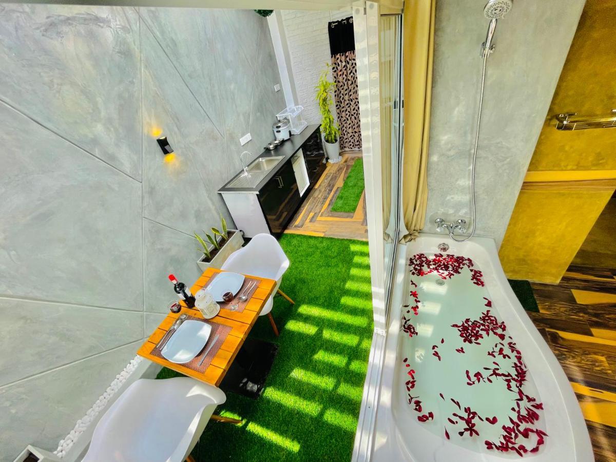 8 Plus Motels Negombo Dış mekan fotoğraf