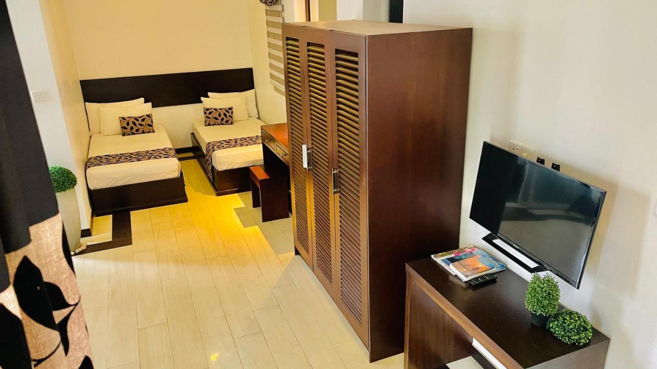 8 Plus Motels Negombo Dış mekan fotoğraf