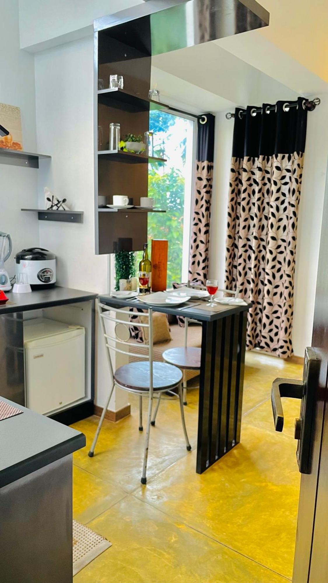 8 Plus Motels Negombo Dış mekan fotoğraf