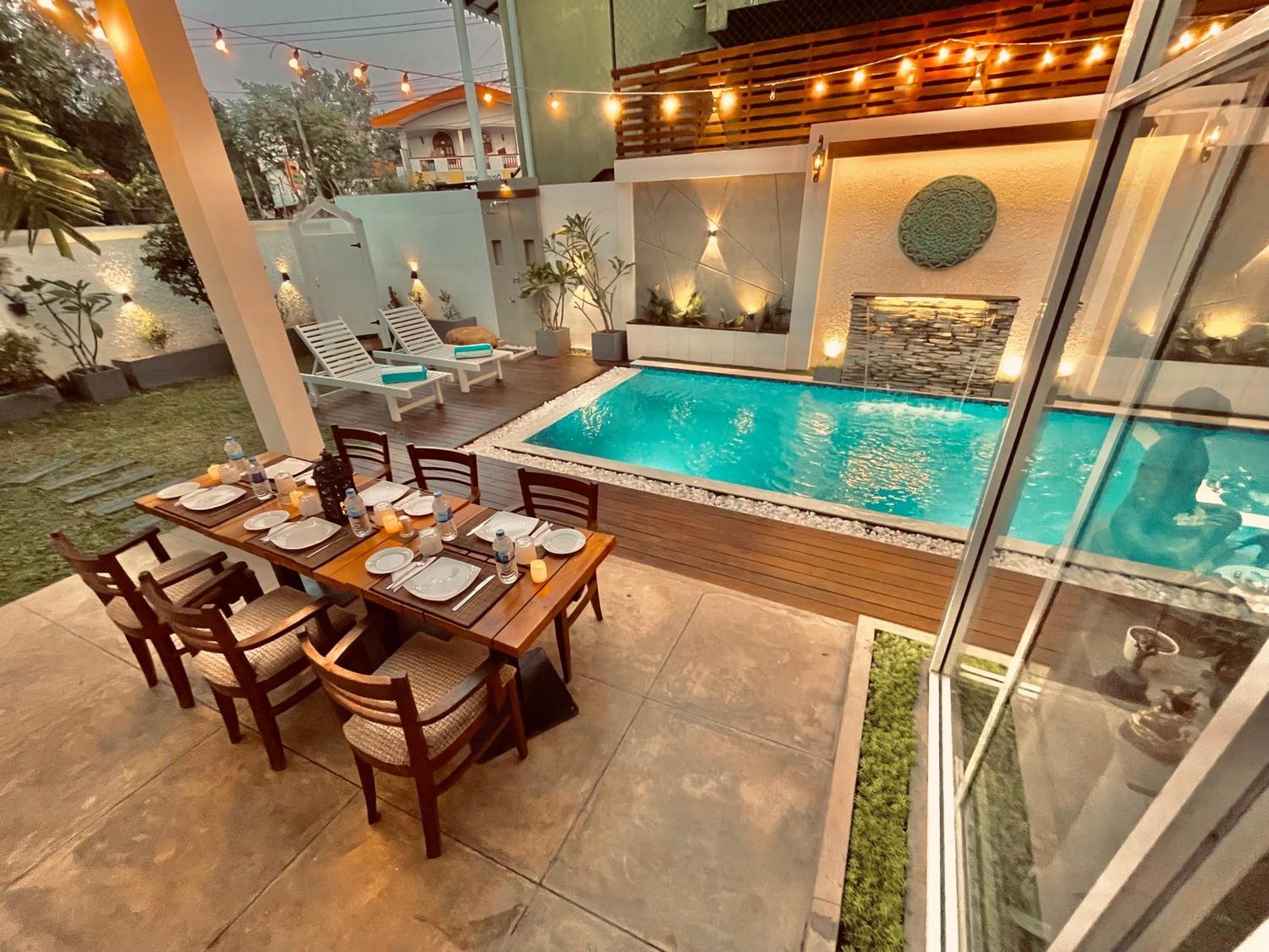 8 Plus Motels Negombo Dış mekan fotoğraf