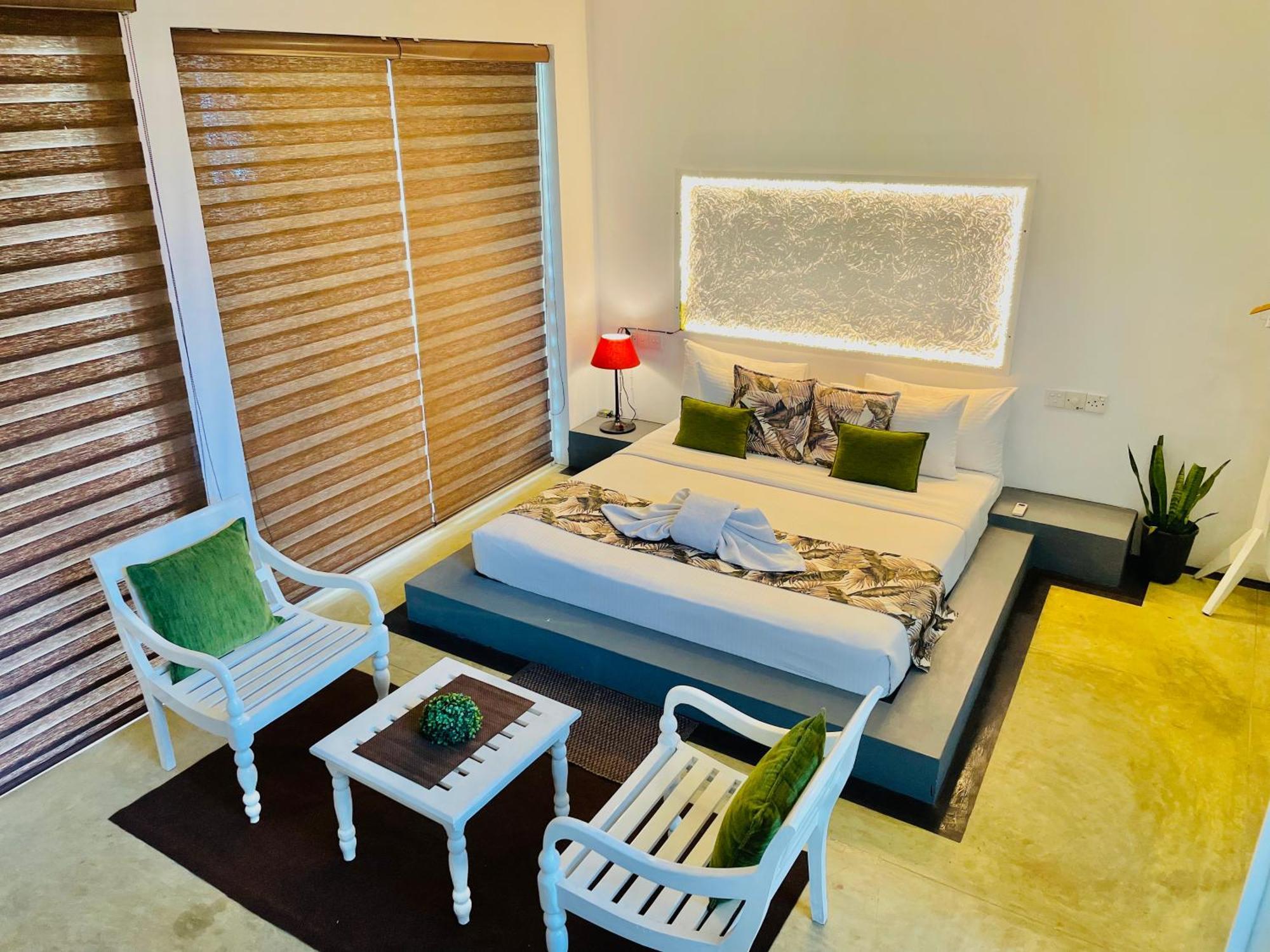 8 Plus Motels Negombo Dış mekan fotoğraf